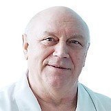 Врач Власов Валерий Геннадьевич